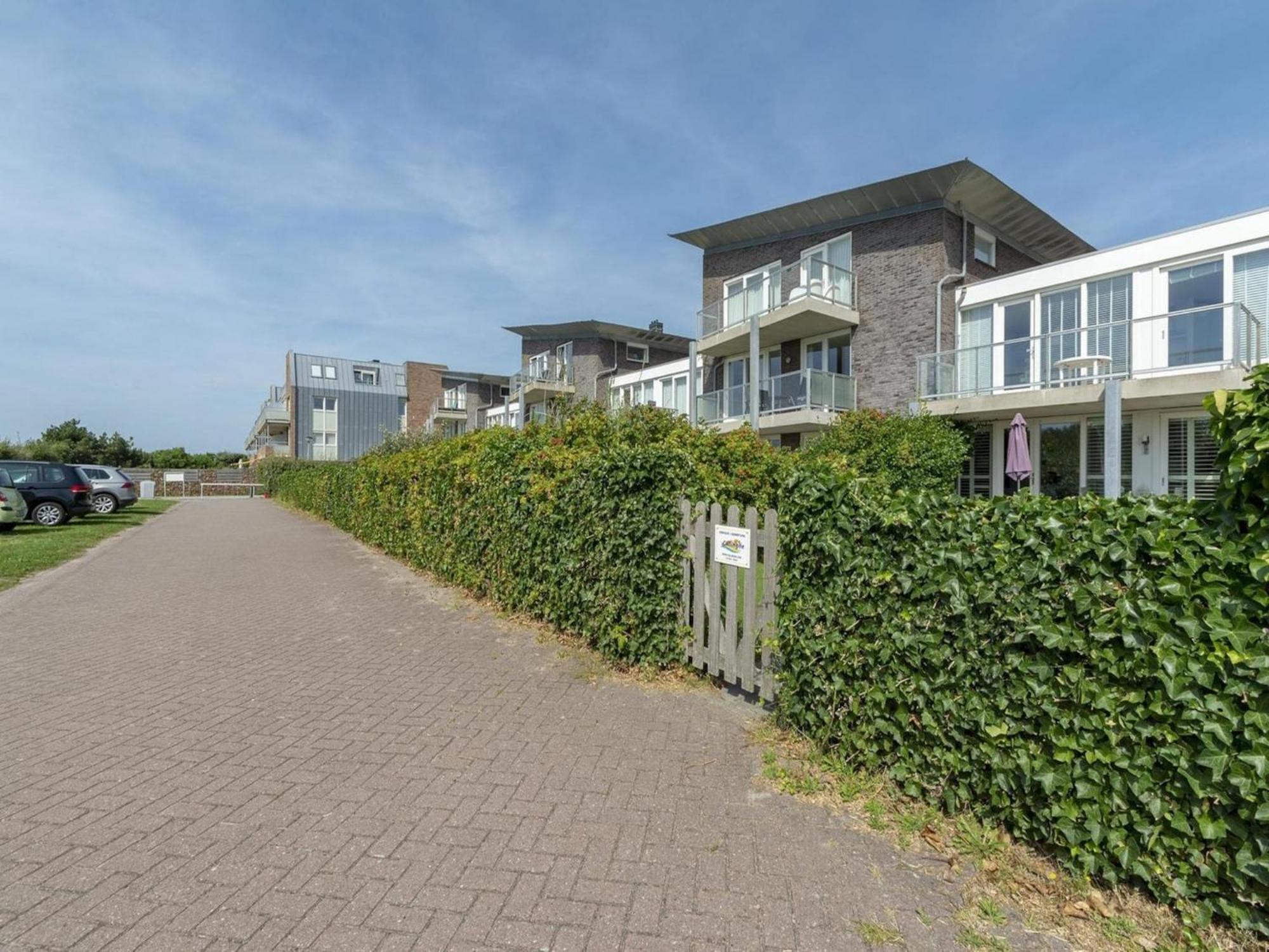 Beachside Apartment At Foot Of Dunes Каллантсог Екстер'єр фото